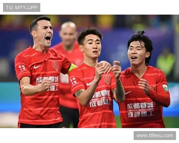 成都蓉城无缘中超冠军，队长周定洋哽咽回应续约问题，未来去向成谜