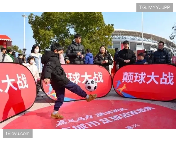 南美足球激情对决点燃绿茵盛宴,球迷共襄盛举见证精彩时刻 南美足球激情对决点燃绿茵盛宴,球迷共襄盛举见证精彩时刻