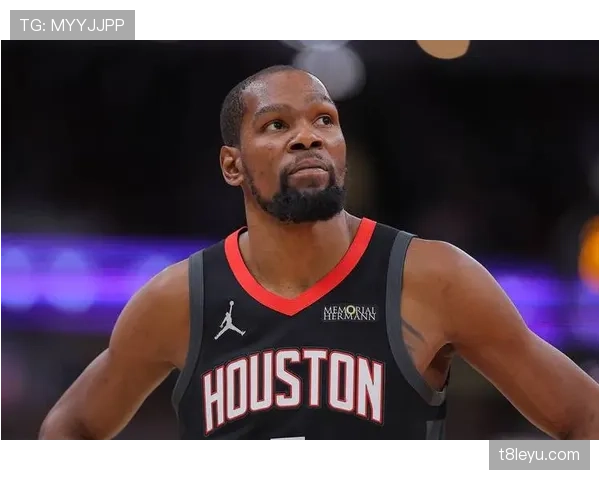 杜兰特居然把训练房变成了奢侈品展厅，这日常普通人连想都不敢想啊！