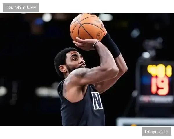 安东尼·戴维斯上场像怪物，下场像隔壁有钱大佬摆拍，笑死